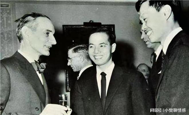 重溫楊振寧李政道諾貝爾獎(jiǎng)?lì)C獎(jiǎng)現(xiàn)場(chǎng)，一段跨越時(shí)空的傳奇對(duì)話