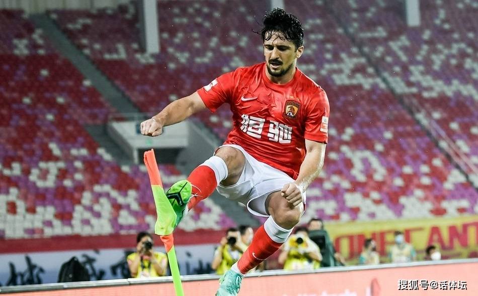 朱藝眼中的深圳新鵬城，純粹足球的典范，國少為中國足球揭開嶄新篇章