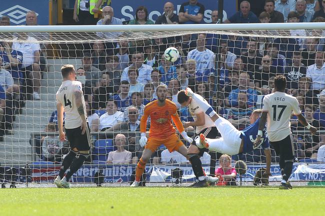 曼聯(lián)小將約羅積極備戰(zhàn)歸來，社交媒體曬訓(xùn)練視頻展現(xiàn)雄心壯志