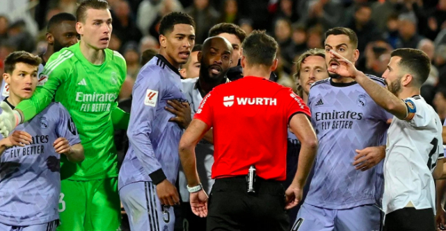 卡瓦哈爾重返皇馬體育城，維尼修斯熱情曬合照，重逢兄弟，共創(chuàng)輝煌時刻