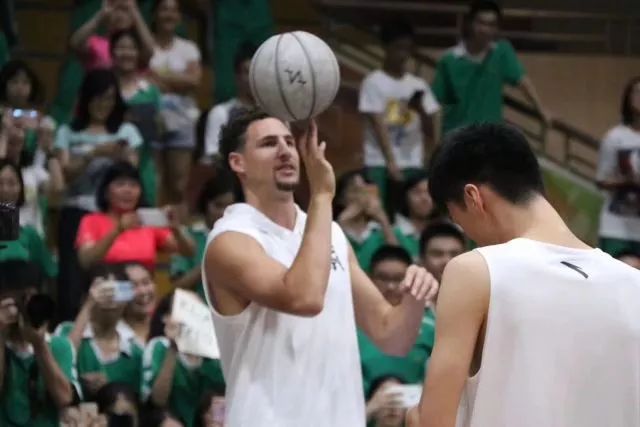 周玲安爆料，華子籃球之外的音樂(lè)夢(mèng)想，說(shuō)唱界的潛在新星？