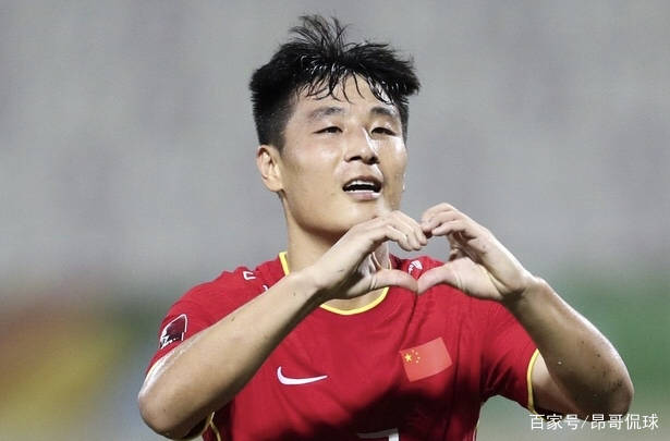 梅努腿筋受傷將缺席曼聯(lián)未來七場比賽，NBA動態(tài)引發(fā)球迷熱議