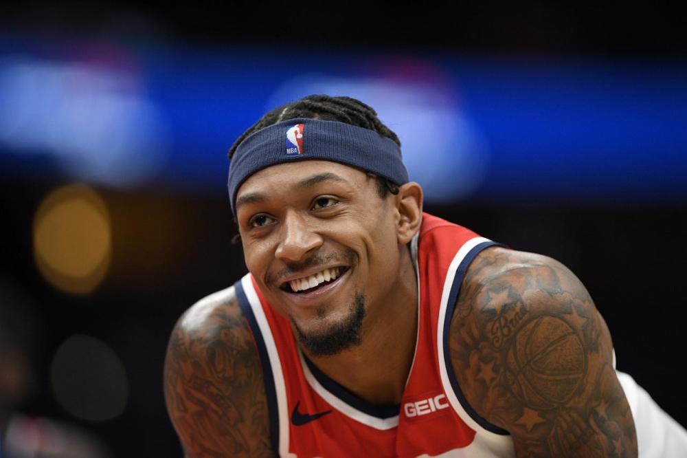 沃爾華麗轉(zhuǎn)身，從NBA球場到亞馬遜轉(zhuǎn)播團(tuán)隊，流言板上的新角色——分析師