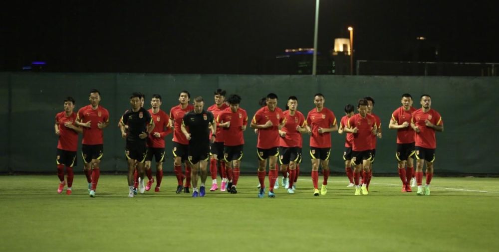 建議，津門激戰(zhàn)在即，國足面對(duì)印尼，穩(wěn)固防守是贏取積分的關(guān)鍵