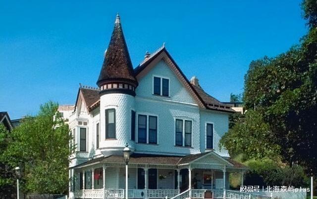 男子住千萬別墅兩年，收到7萬水費單！揭秘豪宅背后的驚人真相！