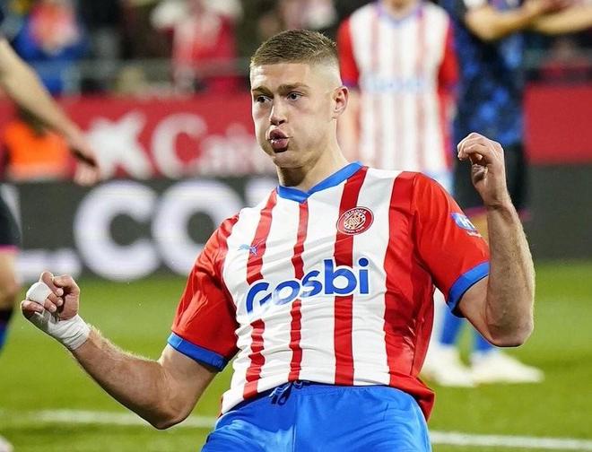 羅馬有意引進(jìn)米蘭前鋒S，多夫比克或成交易籌碼，NBA最新動(dòng)態(tài)揭秘