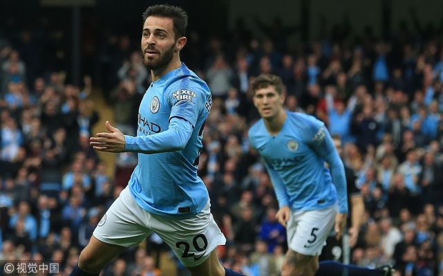 英超揭幕戰(zhàn)塵埃落定，曼城領(lǐng)跑積分榜，群雄逐鹿英超賽場激戰(zhàn)正酣