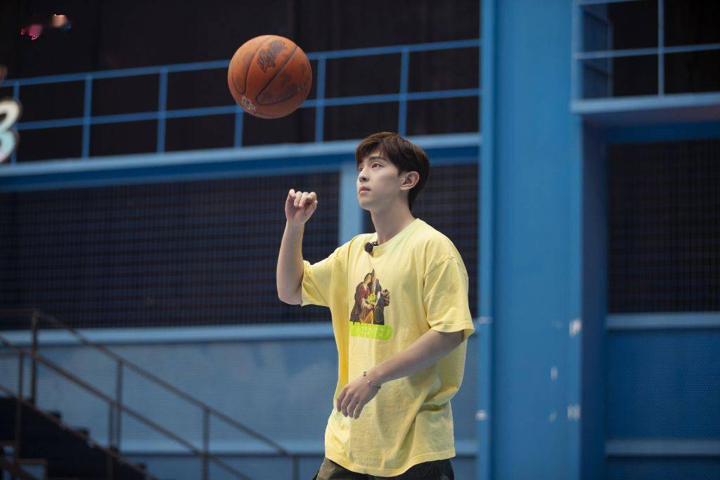 王俊杰瞄準(zhǔn)NBA未來三大規(guī)劃，挑戰(zhàn)極限，超越自我，全球籃球巔峰之旅