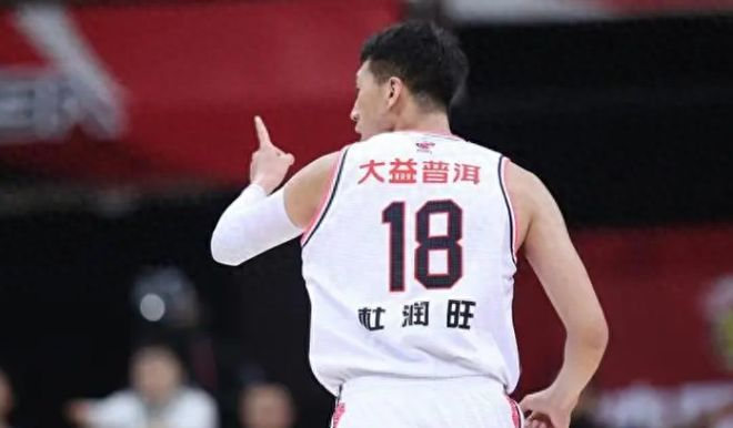 郭士強，籃球智慧與技戰(zhàn)術(shù)融合的引領(lǐng)者