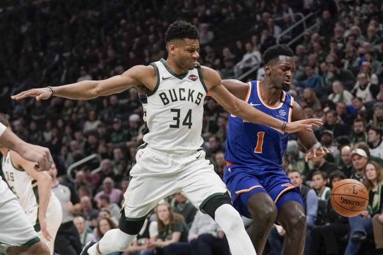 雄鹿官方重磅簽約，自由球員阿米爾加盟，新篇章開(kāi)啟