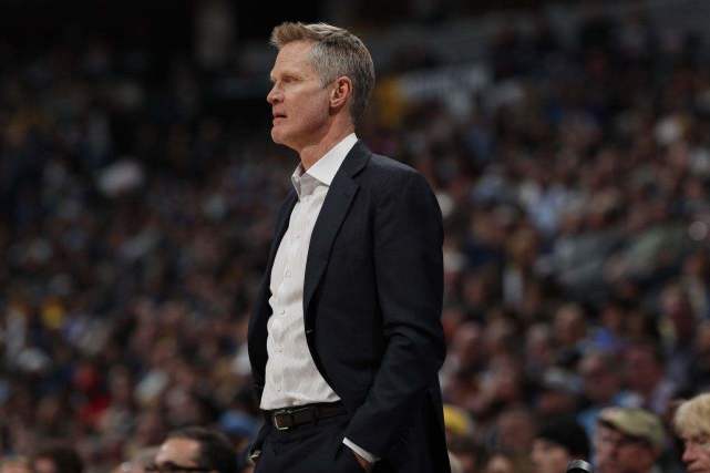 科爾談球隊(duì)23次失誤，變陣效果不濟(jì)，教練組需反思