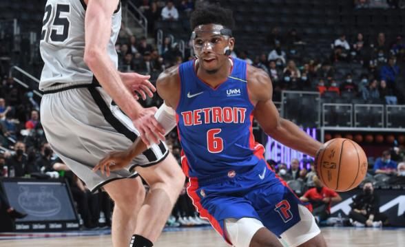 閃耀全場，扣籃王迪亞洛的左右開弓震撼瞬間