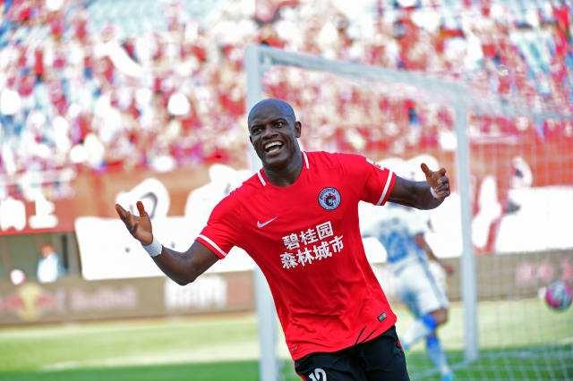 薩拉赫深情告別努涅斯，幸運并肩作戰(zhàn)，衷心祝愿新旅程順利啟程