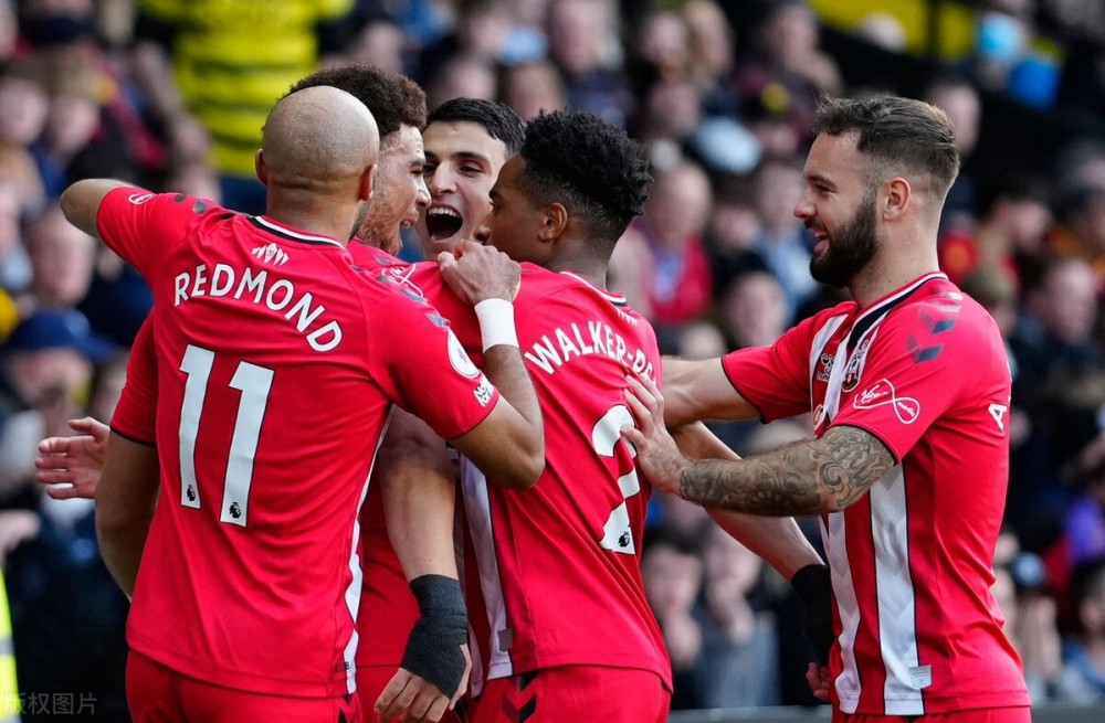 英超歷史單一球隊進球榜，魯尼獨領(lǐng)風(fēng)騷，薩拉赫緊追不舍